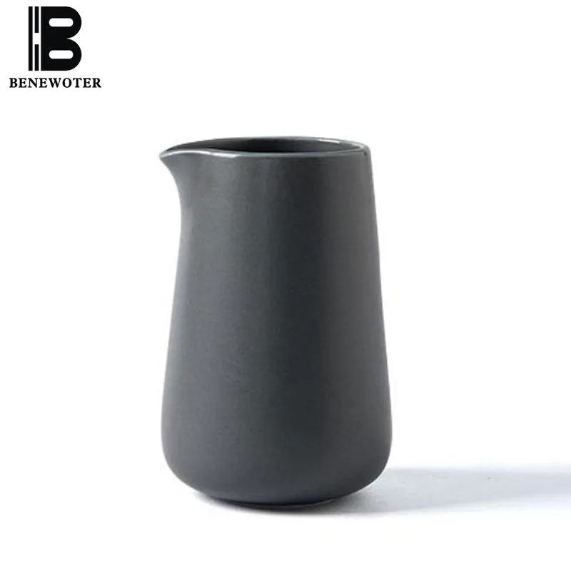 

450cc Nordic Coffee Milk Frothing Jug Ceramic Juice Kettle Breakfast Milk Pot Creamer Cup Coffee Pitcher Creative Barista Crafts