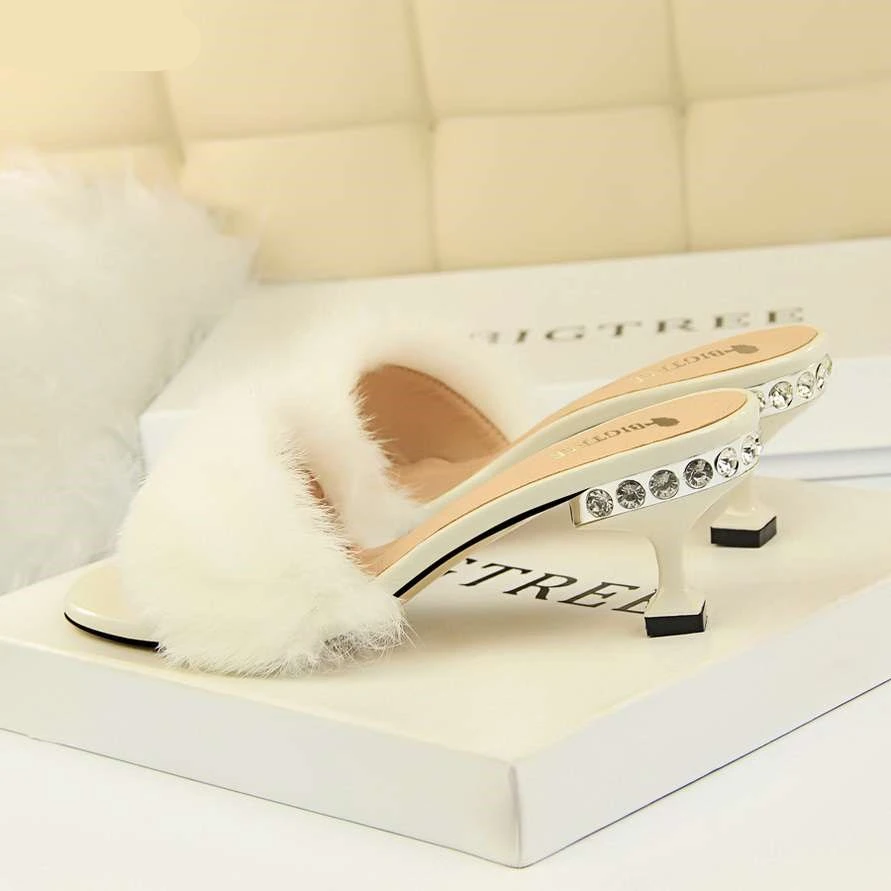 Summer Slides Brand Fur Slippers Women Sandals Pumps Rhinestone Crystal High Heels Woman Sandals furry Slippers Ladies Pantufa