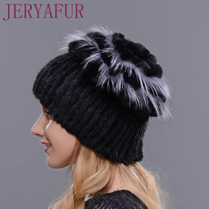 Cena Nowa zima naturalne importowane futra norek kapelusz dla kobiet futra królika płatek na górze Mix z futra lisa ciepłe i modne ciepłe ucha Cap
