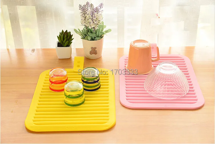 شحن مجاني تحديد الموقع طاولة الطعام حصيرة سادة عاء الوقايات الجدول سادة زلة مقاومة للماء