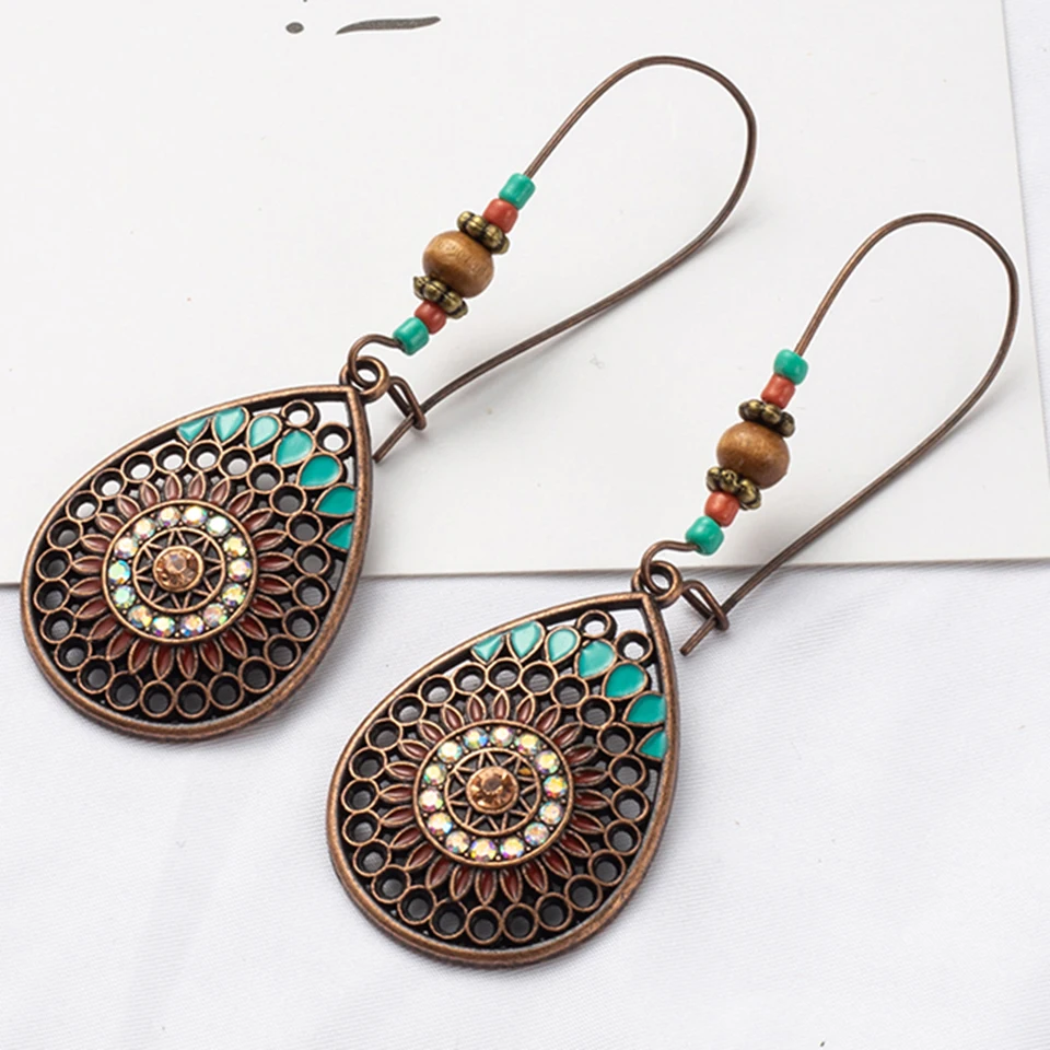 

Boho India Ethnic Vintage Women Long Water Drop Pendant Earrings Elegant Wind Crystal Earring 2018 New Party Jewelry Earring
