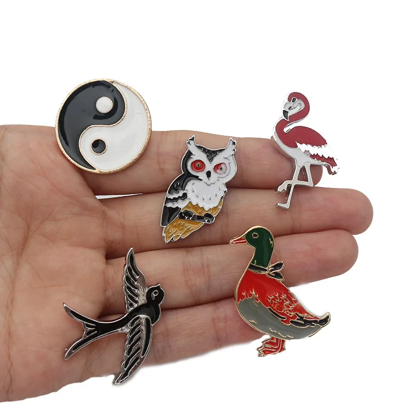 

New metal animal brooch cute fashion personality badge men and women jewelry gift