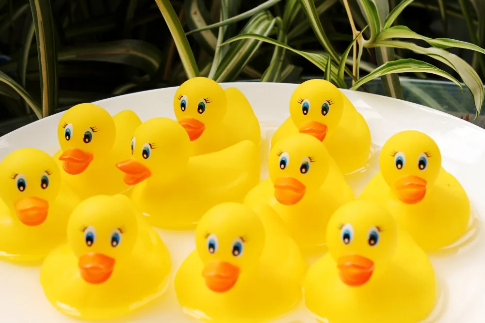 Wholesale Yellow Rubber Ducks Bath Toys / Baby Bi Bi Sounds Dabbling