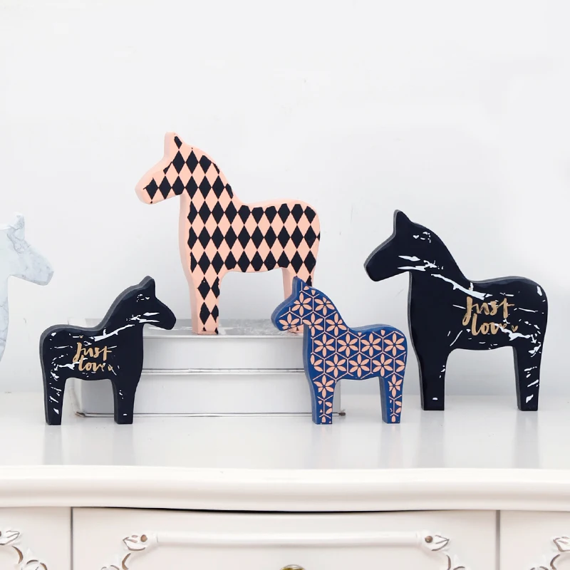 

European Modern Home Tabletop Wall Decor Hand Painted Black Blue Pink White Colors Small Large Wooden Horse Statue Figurine Set