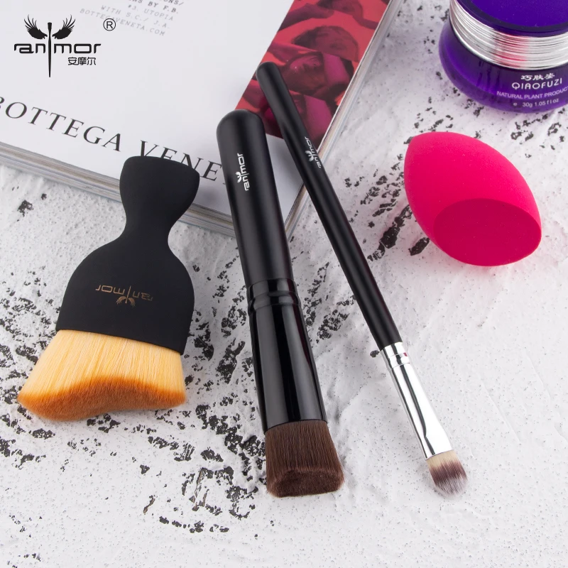 

Anmor 4PCS Makeup Kit Travel Friendly Make Up Tools Multipurpose Contour Foundation Concealer Makeup Brushes and Blender 4J-2
