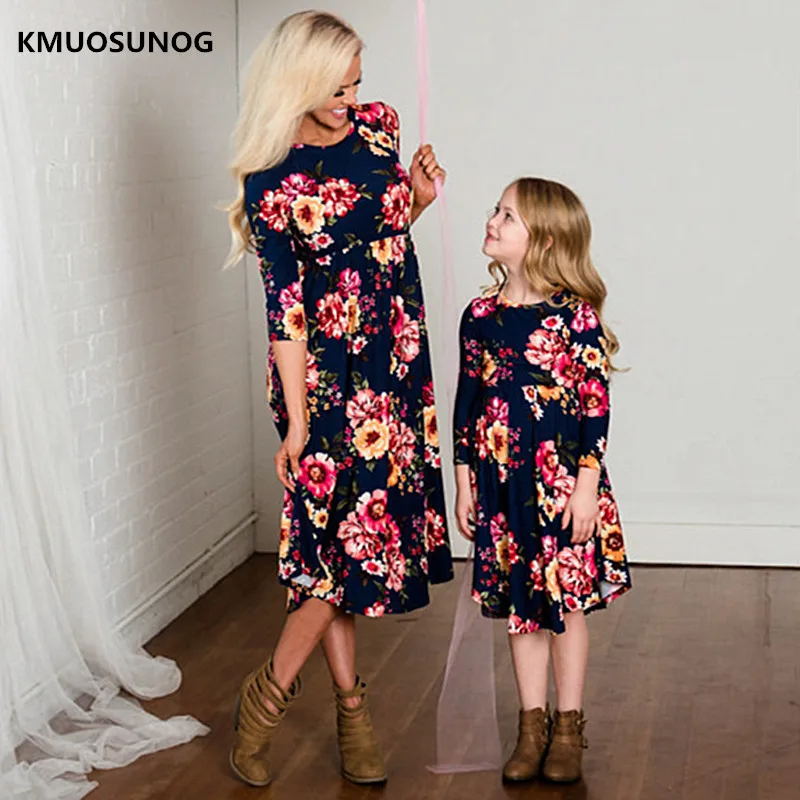 Платья для мамы и дочки; модная семейная одежда с короткими рукавами и цветочным рисунком; платья для мамы и дочки; семейная одежда; платья; C0252 - Цвет: C0252 blue