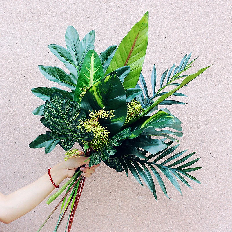 

Artificial Tropical Leaf DIY Simulation Plant Wall Green Fern Leaf Palm Leaf Cracked Leaf Home Family Wedding Party Decoration