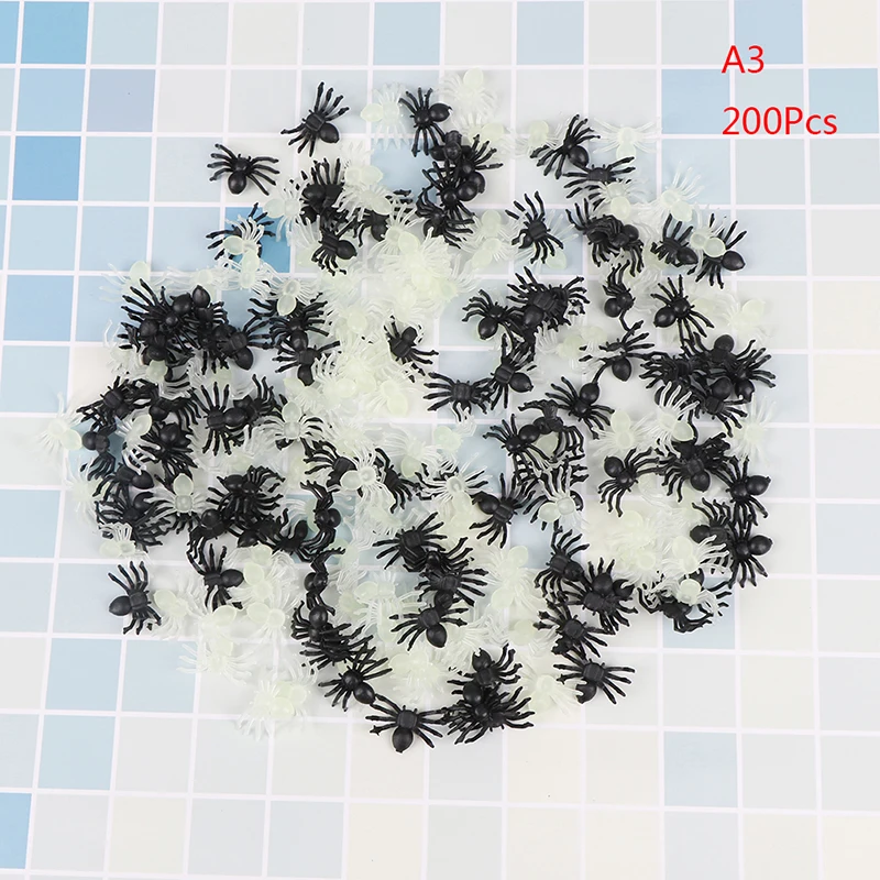 

50/100/200Pcs Halloween Decorative Spiders Toys Props Novelty Realistic Plastic Small Fake Spider Halloween Pranks Joking Toys