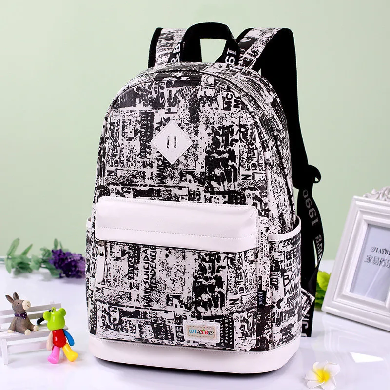 3318669908_2122330461