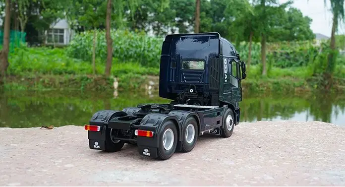 Редкая Изысканная модель из сплава 1:24 SAIC IVECO HONGYAN для трактора прицепа грузовика