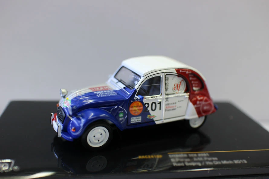 

Out of print 1/43 alloy car model 2CV rally car model Beijing Railway Station 2013 Collection model