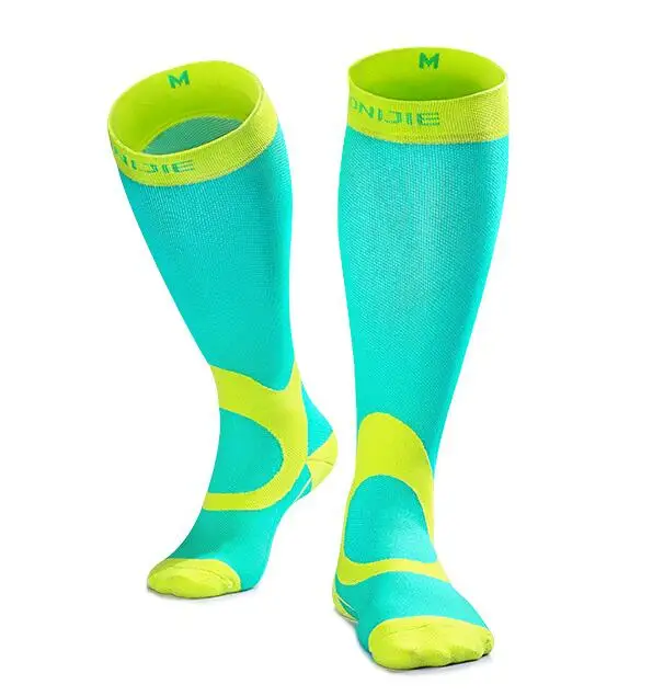 AONIJIE, 1 пара компрессионных носков, Спортивные Чулки для велоспорта, для пеших прогулок, бега, марафона, футбола, для мужчин и женщин, для занятий спортом, езды на велосипеде - Цвет: Зеленый
