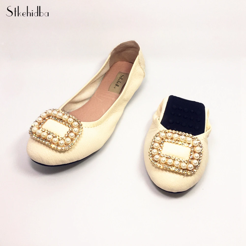 flat ballerina type shoes