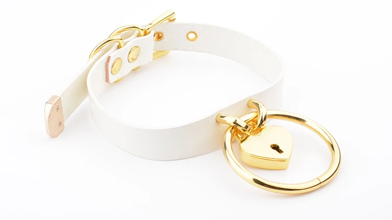 Punk Gothic Hand Crafted 100% Real Leather Choker 60mm O Round Gold Collar Kawaii Love Heart Necklace Women Lockable BDSM Choker 8