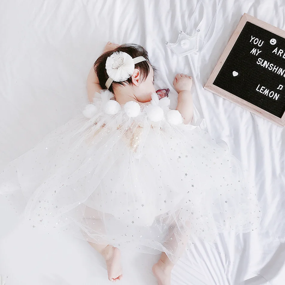 

INS HOT CHIFFON BABY COAT GIRLS BOYS CLOAK PRINCESS DRESSES WHITE STARS PRINCESS CLOAK FASHION FAIRY KIDS CLOTHES LACE