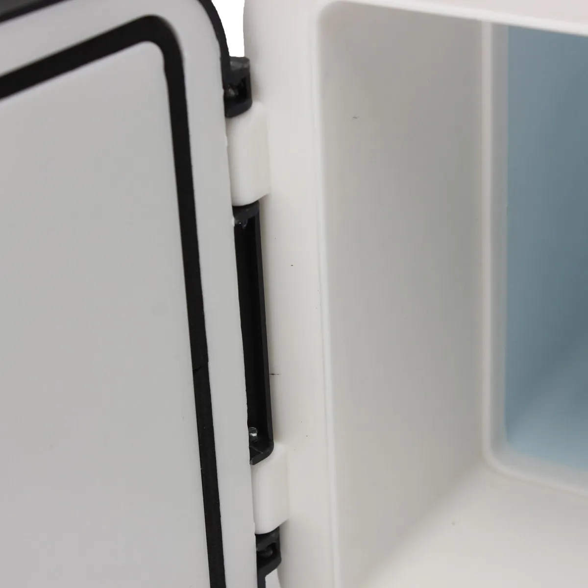 6L Car Refrigerator Portable Vehicle Fridge Electric Cool Box Cooling And Warming Dual-purpose Kitchen Household White 12V DC