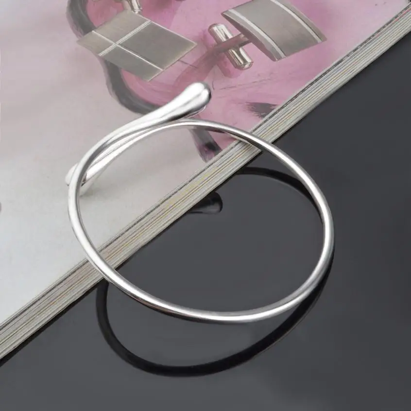 

High Quality Women Bracelets Luxury Bracelet New Fashion Jewelry Silver Womens Charm Bangle Bracelet Gifts relogio feminino 50p