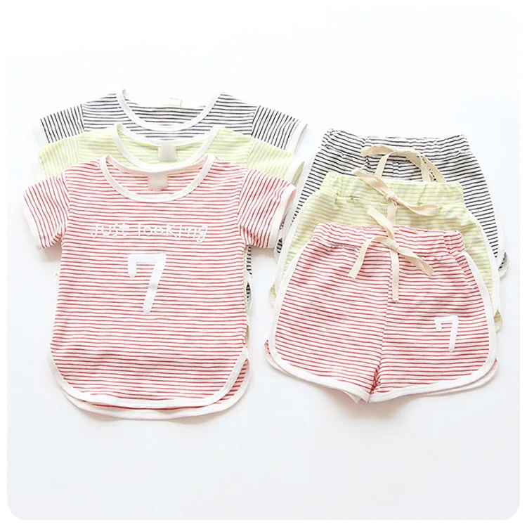 

2016 Summer Wear New Pattern Korean Girl Stripe Digital 7 Fashion Short Sleeve T-Shirt Shorts You Leisure Time Two Pieces Suit