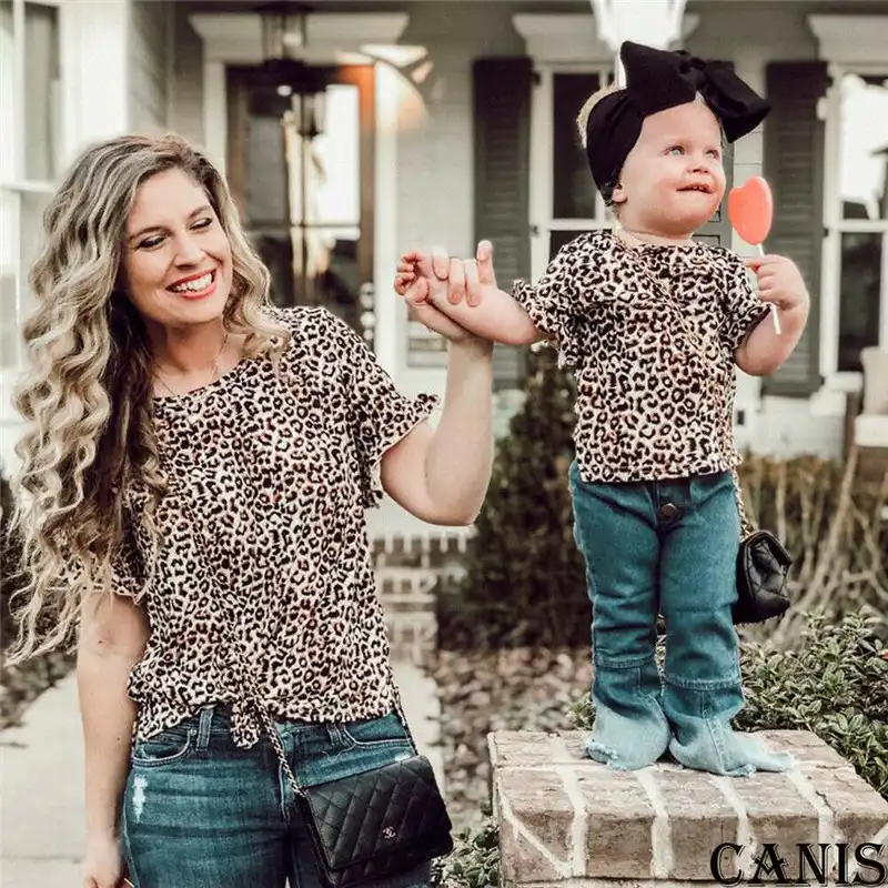 mother and daughter matching leopard outfits