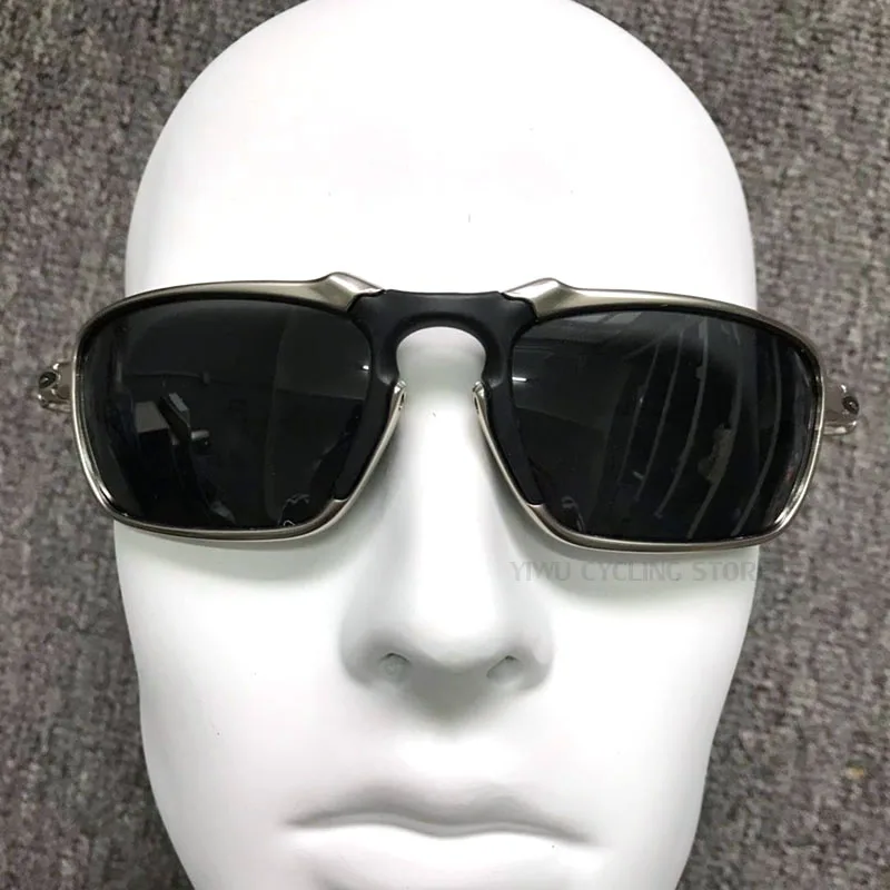 z3