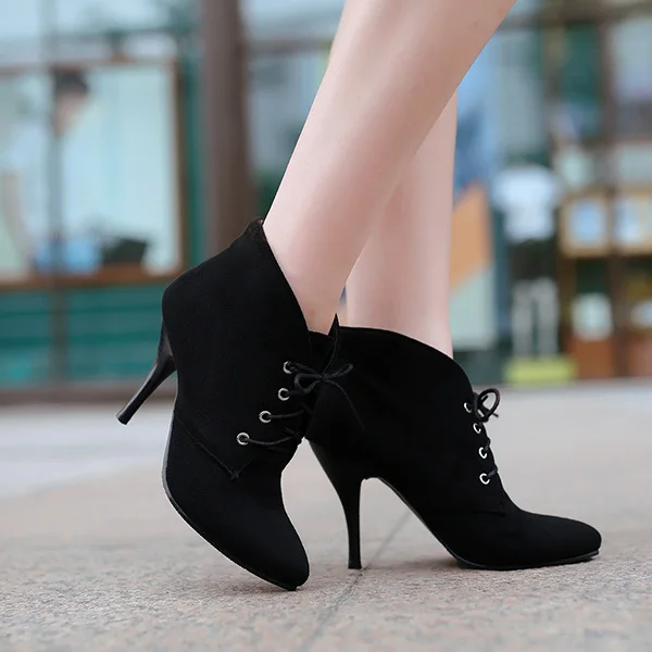 

Autumn and winter 2014 New Hot retro luxury women's ankle boots casual medium heels boots Comfortable woman shoes  XY377