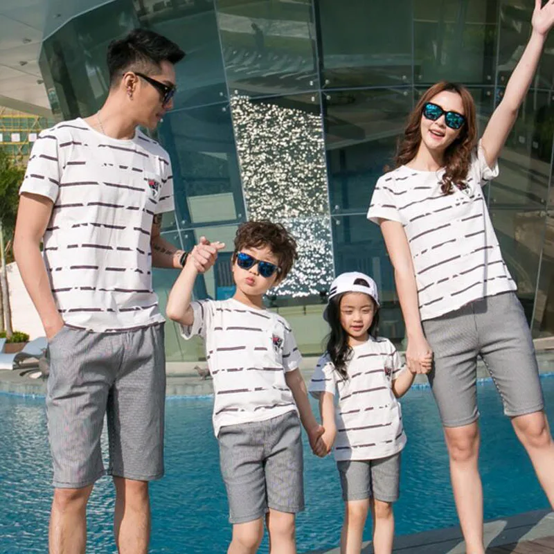 

Family Clothing Mother Daughter clothes set Family Matching Clothes Father and Son T shirt and short pants Family Clothes Set