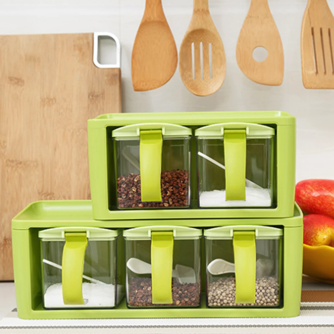 

390ml European Style 3-lattices Spice Seasoning Box Condiment Storage Containers Condiment Dispenser for Kitchen - Color Random