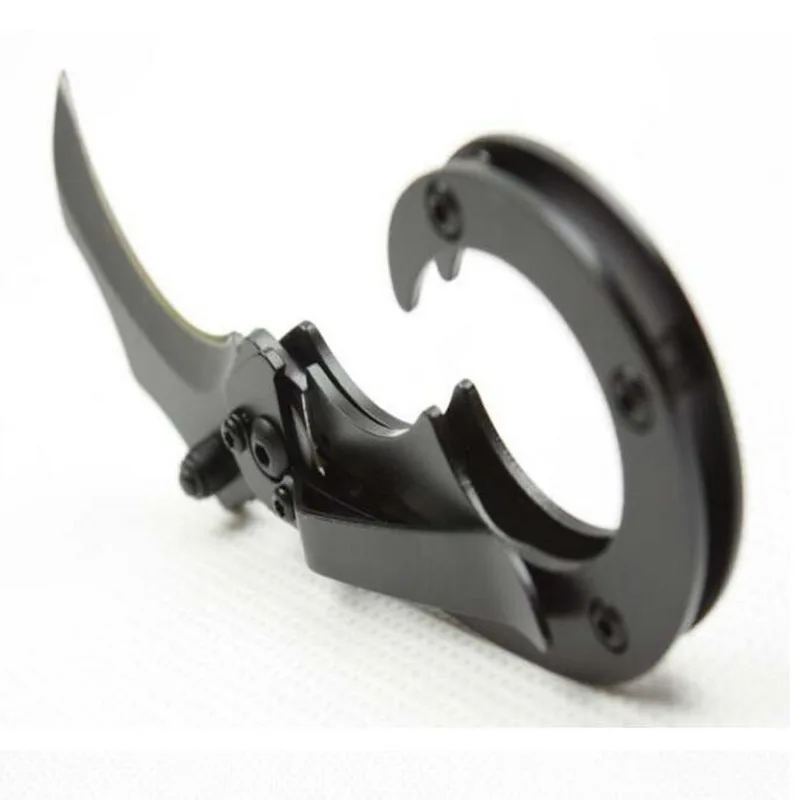 

Stainless steel multi-function EDC tool, tiger claw keychain, camping driving emergency first aid cutting rope knife