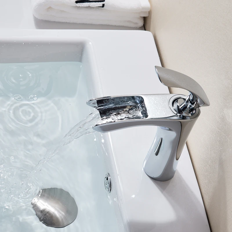 Bright-Chrome-Waterfall-Basin-Faucet-Deck-Mounted-Brass-Hot-Cold-Water-Bathroom-Faucet-Single-Handle-Vanity (3)