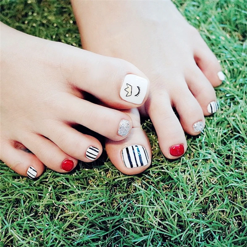 New Fashion crown Toe Nail Sticker Decal Water Transfer Sticker Toenail Nail Art Decals DIY