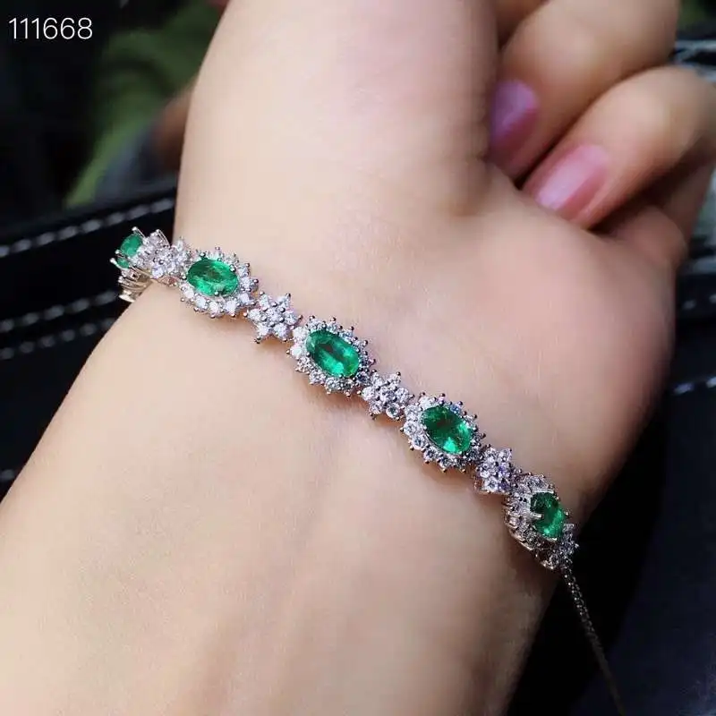  Bracelet en émeraude verte naturelle avec pierres précieuses naturelles Bracelet élégant en fleur d