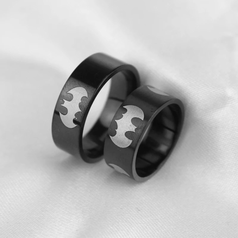 

The Avengers DC Marvel Comic Batman Logo Ring For Man Gift Jewelry High Quality Stainless Steel Batman Holder Rings Accessories