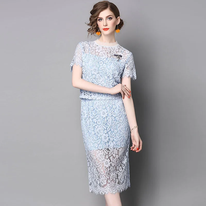 2017 Summer Fashion Runway Define Mulheres Duas Peças Conjunto de Roupas Curtas manga comprida Oco Lace Top e Saia Set Suit Plus Size Twinset