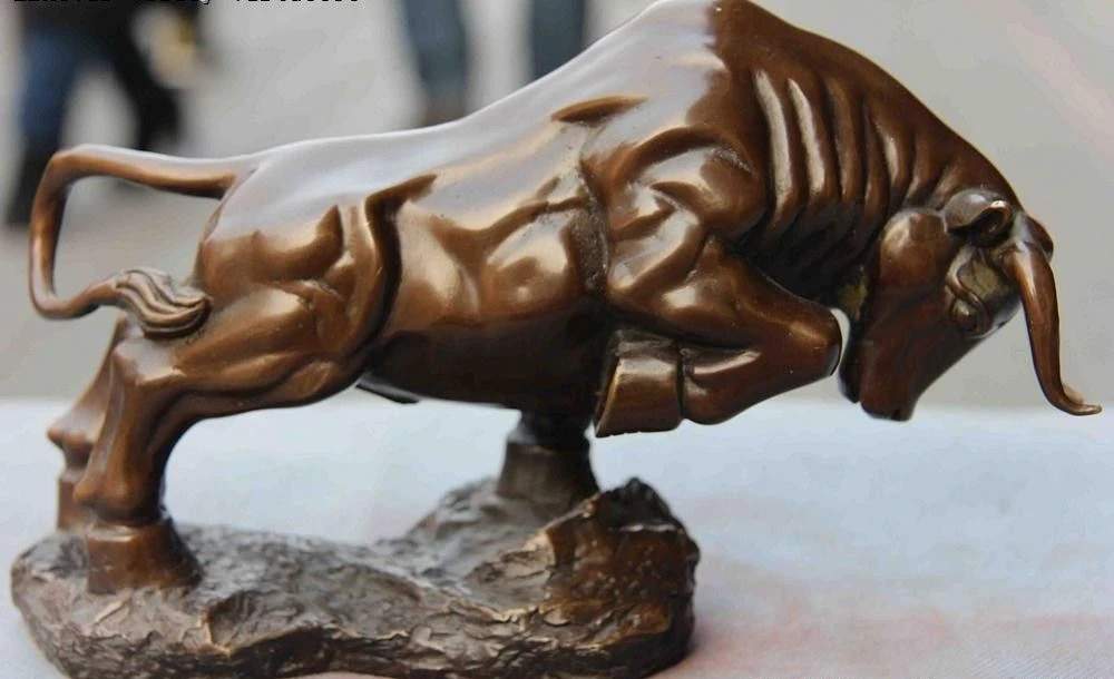 

Chinese Fengshui Red Bronze Copper Lucky Wealth OX Oxen Bull KingNeed Figurine