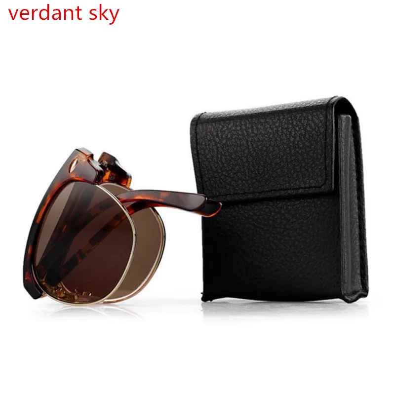 

2018 High Quality Transition Sun Photochromic Reading Glasses Men Women Unisex Slim Mini Folding Reading Glasses Portable Cases