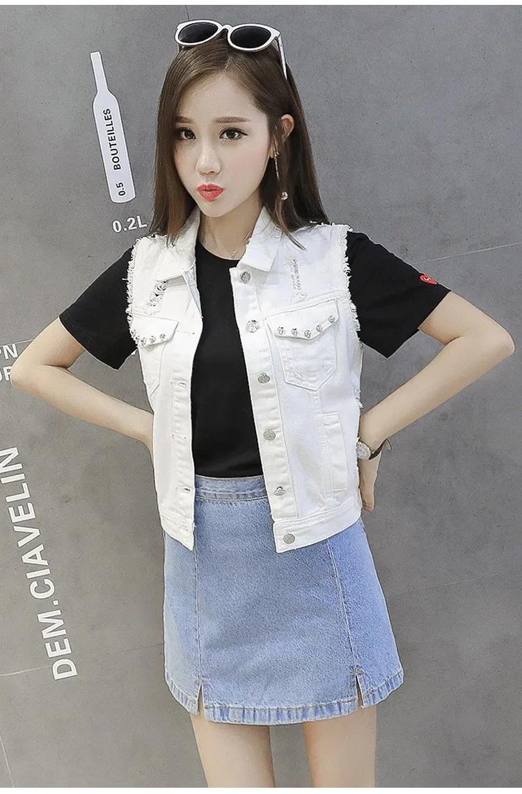 

2018 Summer Fashion Rivet Hole Denim Waistcoat for Women 5XL Plus Size Jeans Vests Casual Single-breasted Sleeveless Jacket
