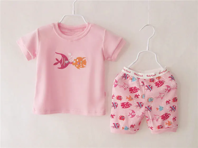 Розничная ; летние детские пижамы для мальчиков и девочек; Пижама с короткими рукавами из хлопка; комплекты одежды для детей 2-7 лет; PST1