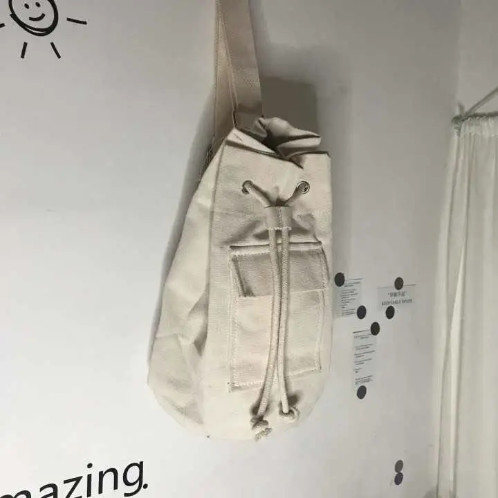 1 (17)