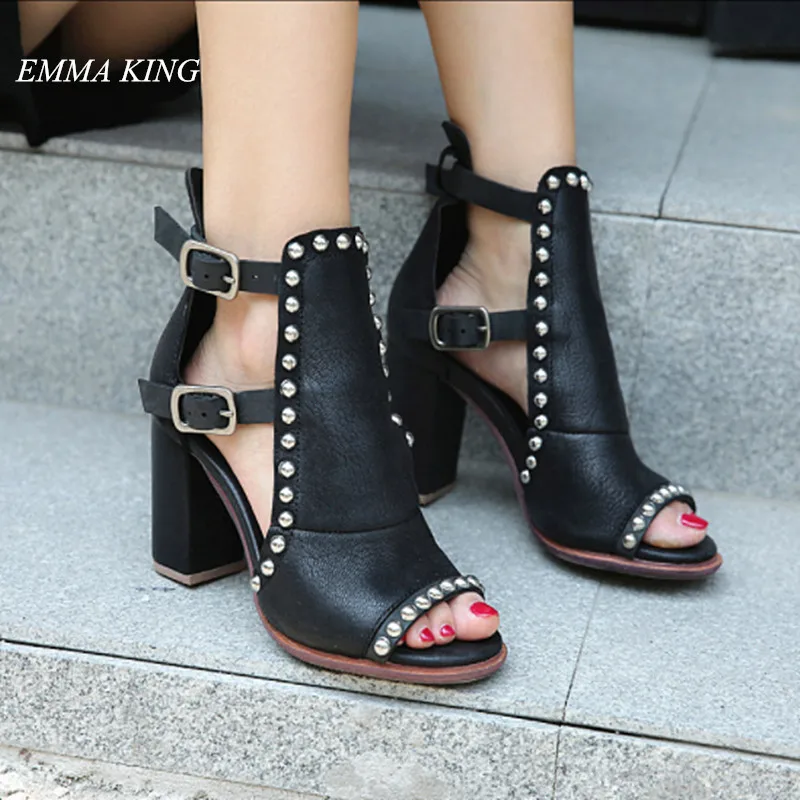 

2019 Fashion Women Chunky High Heels Peep Toe Gladiator Sandals Rivet Side Buckle Design Ladies Sexy Shoes 2019 Sandalias Mujer