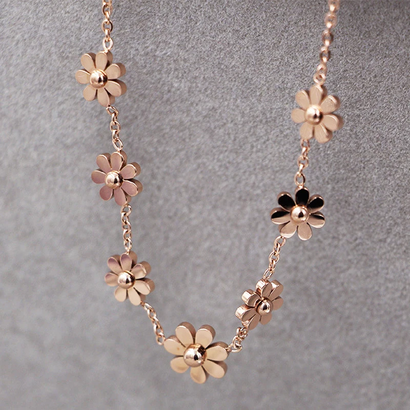 Titanium Steel Brand Jewelry 7 Daisy Anklets For Women Rose Gold Color Fashion Prevent Allergy Summer Jewelry ankle chains fashion accessories
