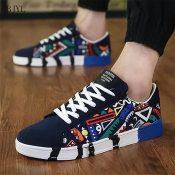 

BJYL 2019 Men Fashion Shoes Man Sneaker Size 39-44 Boy Casual Print Shoes Men Canvas Breathable Lace Up Style Footwear B201