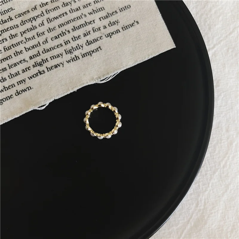 Новое нежное кольцо с искусственным жемчугом на палец Корейский темперамент элегантная мода дикий простой девушка Ins кольцо ювелирные изделия для женщин