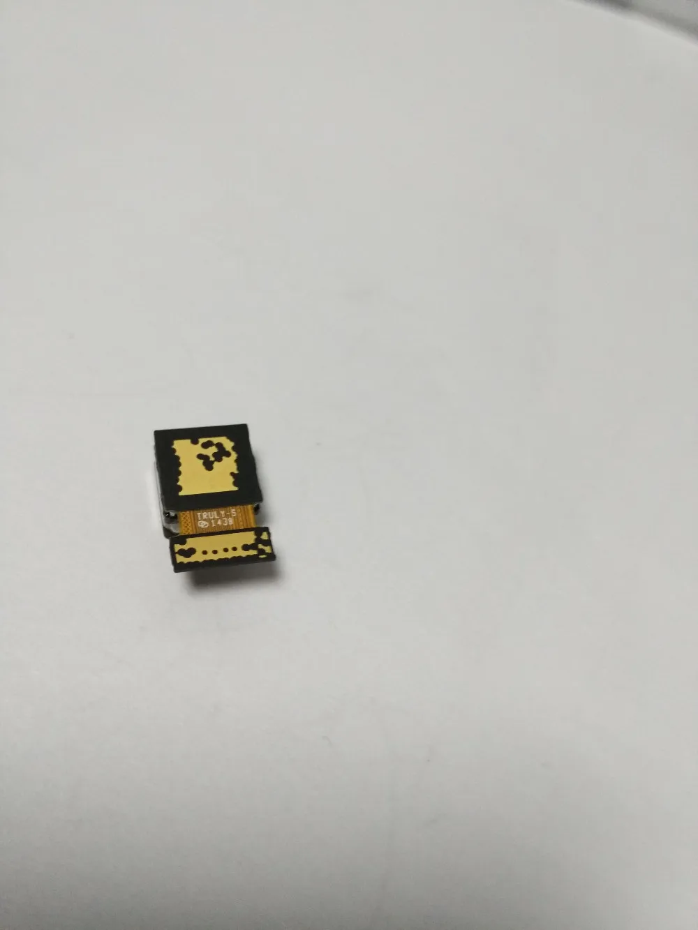 THL 4400 (3)