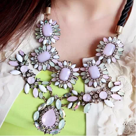 X260 Fashion brand font b Crystal b font Flower Chain Choker resin necklaces pendants Exaggerate font