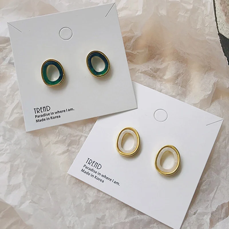 

S925 Needle Korean Fashion Small Irregular Stud Earrings For Women Vintage Green White Hollow Vintage Geometric Studs For Girl