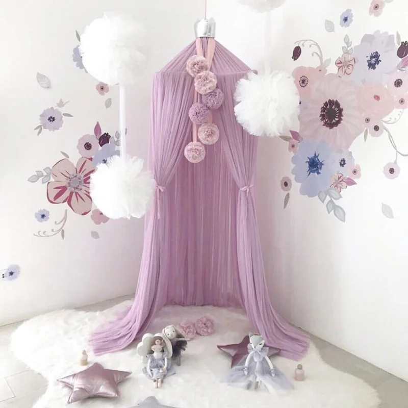 10738435002_378197899