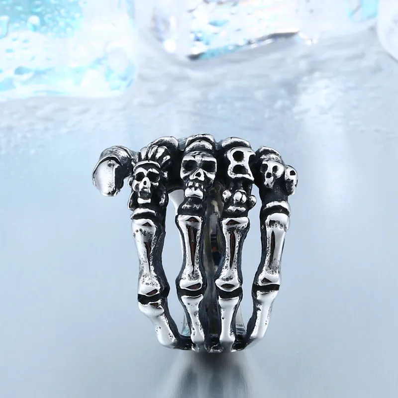BEIER 2018 New Alibaba Wholesale Stainless Steel High Quality Skull Hand Ring For Man Punk Man's Cool Jewerly BR8-328