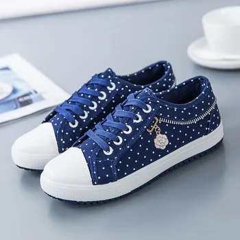 

Woman Canvas casual shoes 2019 new breathable solid polka dot sneakers women shoes zipper lace-up women sneakers plus size