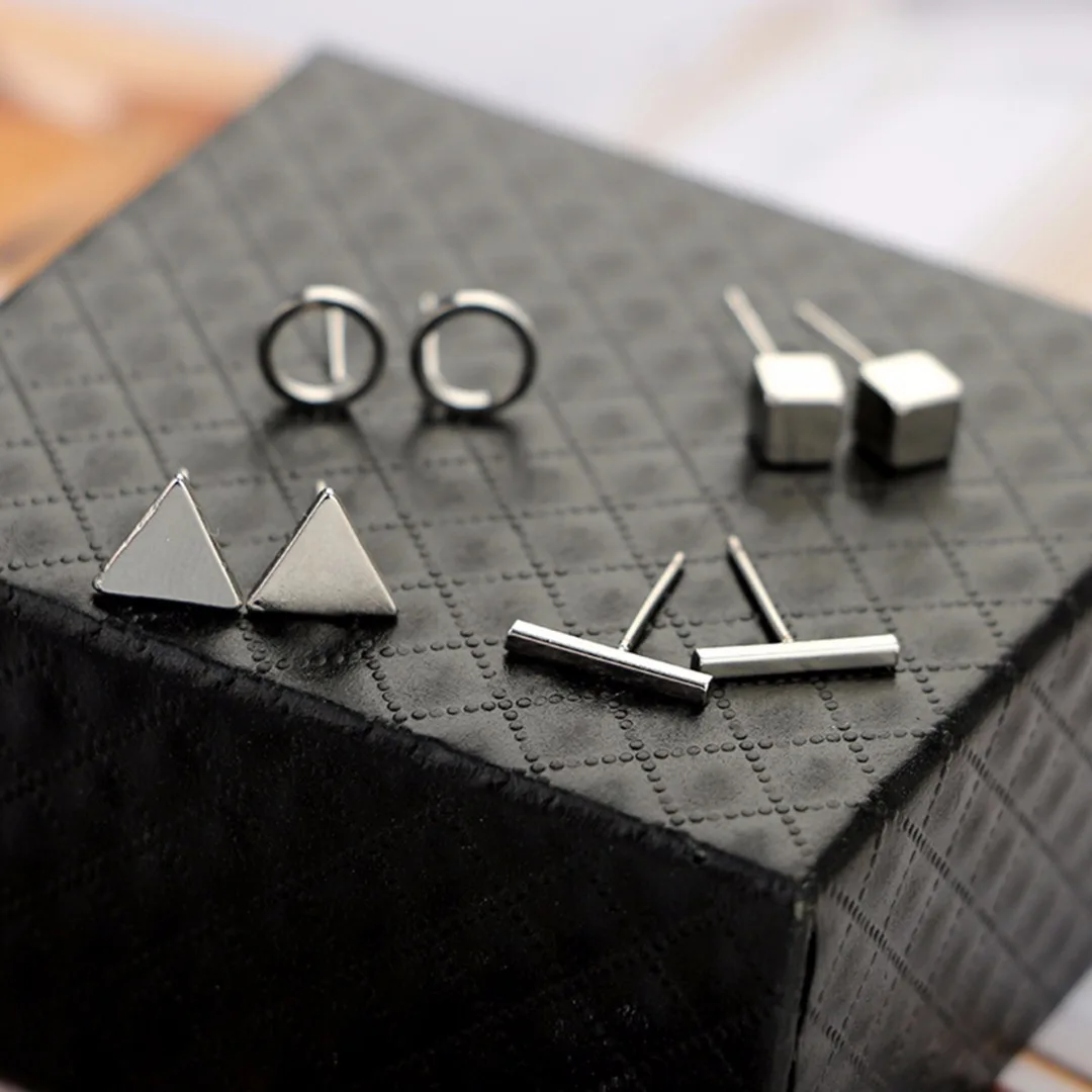 

Shellhard 4pair/Set Trendy Geometric Triangle Round Square T Bar Stud Earring for Women Fashion Jewelry Earing Brincos Bijoux