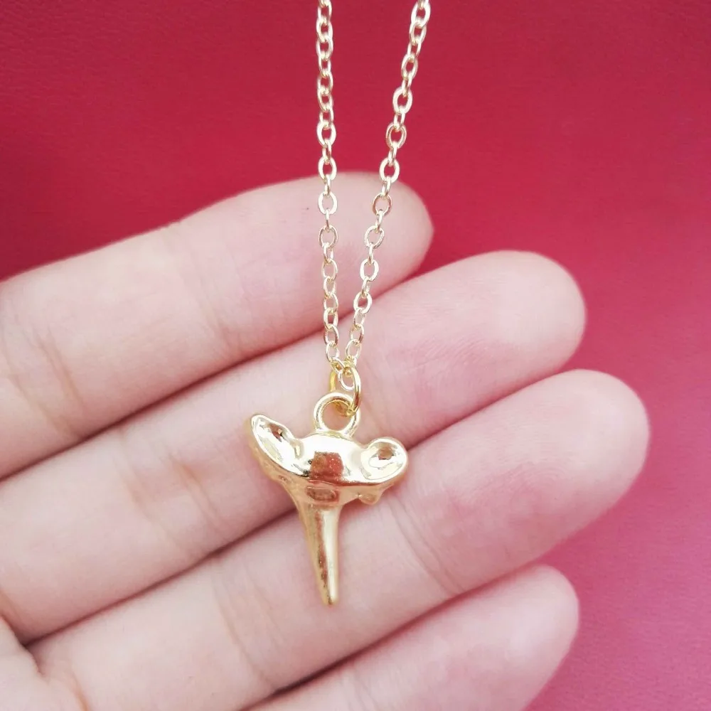 small shark tooth necklace 